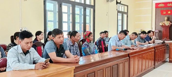 Đại biểu dự buổi làm việc.