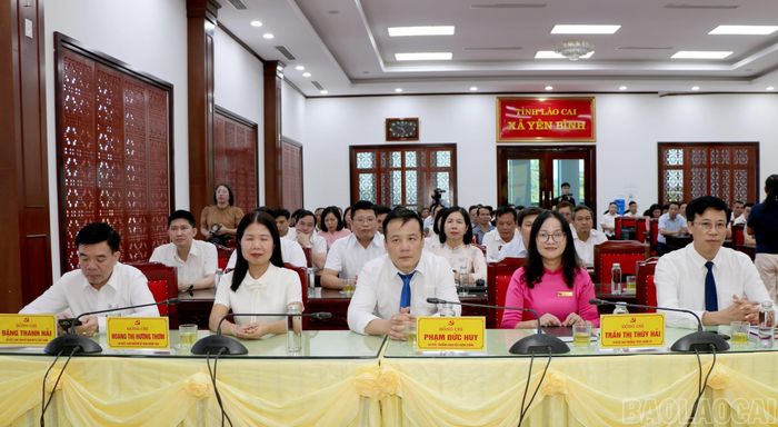 Các đại biểu tham dự hội nghị.