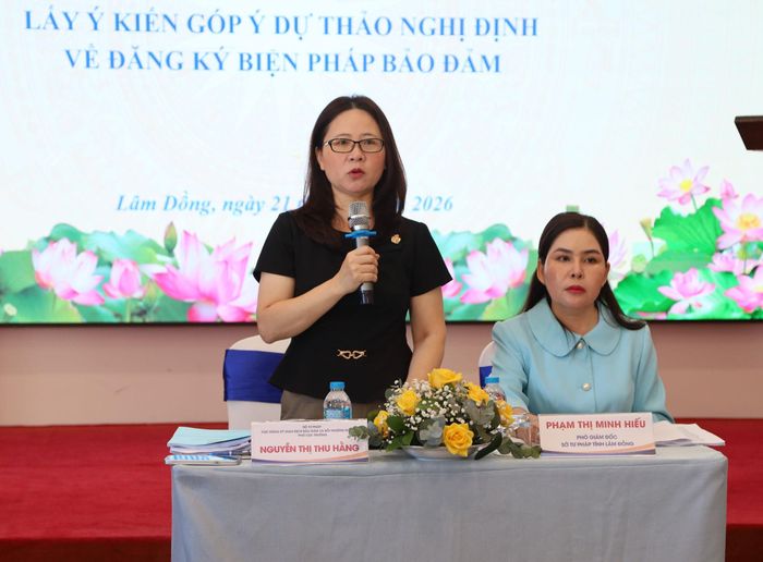Phó Cục trưởng Cục Đăng ký giao dịch bảo đảm và Bồi thường nhà nước (Bộ Tư pháp) Nguyễn Thị Thu Hằng phát biểu khai mạc