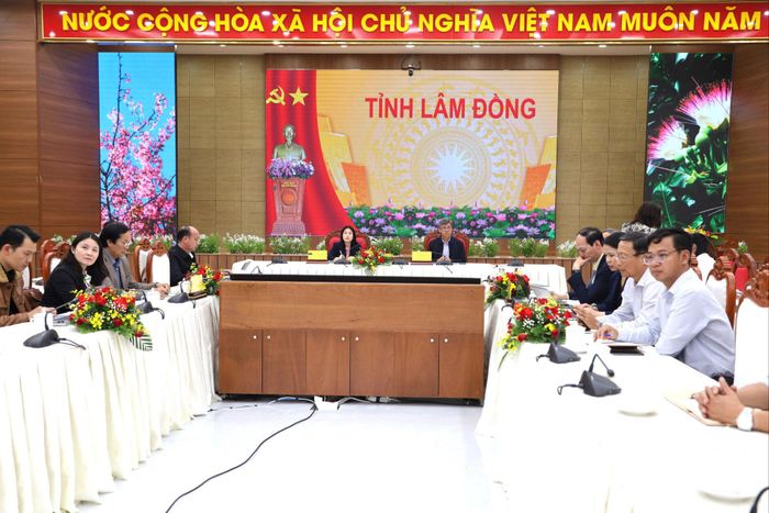 Quang cảnh tại điểm cầu Lâm Đồng