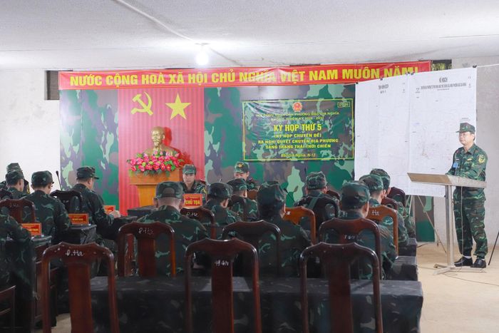 Hội nghị trong khung diễn tập UBND phường quán triệt Nghị quyết của Ban Chấp hành Đảng bộ phường lãnh đạo chuyển địa phương sang thời chiến và triển khai nhiệm vụ cho các cơ quan khối chính quyền, chuẩn bị nội dung kỳ họp chuyên để HĐND phường