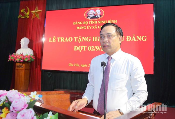 Đồng chí Đặng Thanh Sơn, Ủy viên Ban Thường vụ Tỉnh ủy, Phó Chủ tịch UBND tỉnh phát biểu tại hội nghị.