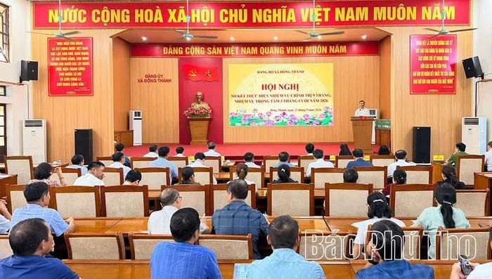 Toàn cảnh hội nghị.