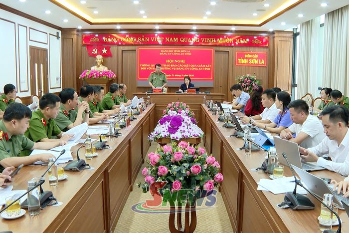 Hội nghị thông qua dự thảo báo cáo kết quả giám sát đối với Đảng ủy Công an tỉnh.
