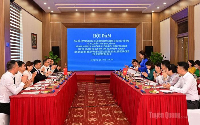 Các đại biểu tại buổi Hội đàm.