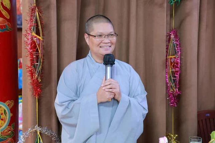 Ni sư Thích nữ Huệ Đức chia sẻ