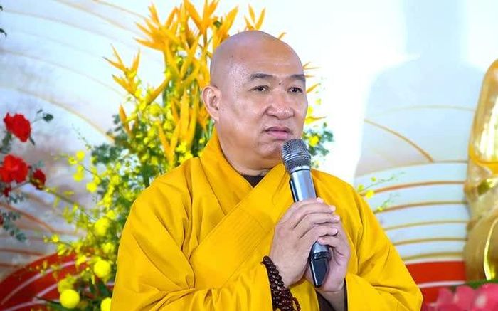 Thượng tọa Thích Phước Nguyên phát biểu tại buổi lễ