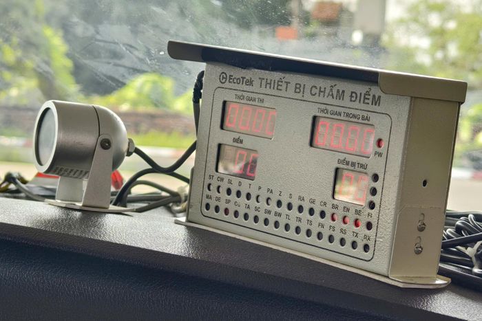 Công an Hà Nội yêu cầu, các xe tập lái phải đảm bảo an toàn tuyệt đối.