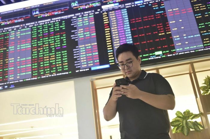 VN-Index đóng cửa sát mốc 1.800 điểm. Ảnh: Đức Thanh