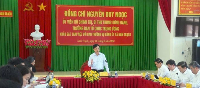 Quang cảnh buổi làm việc.