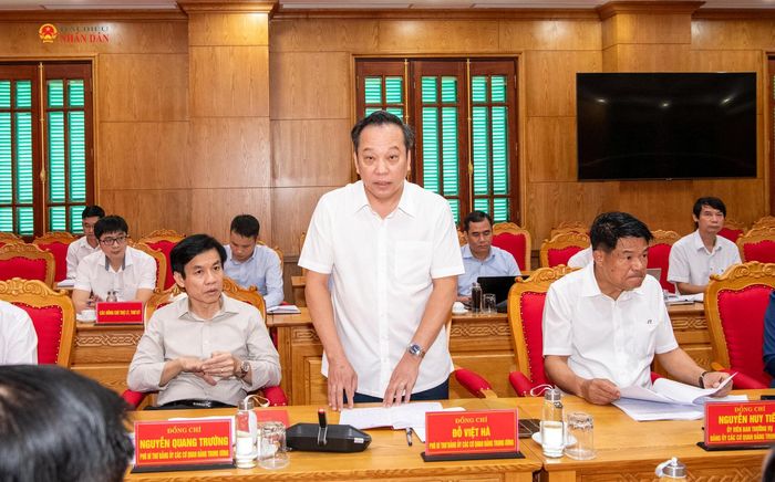 Phó Bí thư Đảng ủy các cơ quan Đảng Trung ương Đỗ Việt Hà phát biểu tại hội nghị
