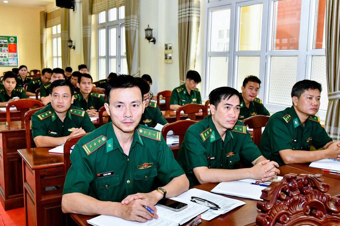 Các đại biểu tham gia học tập tại hội nghị. Ảnh: Văn Long