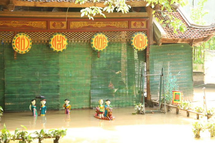 Trình diễn múa rối nước