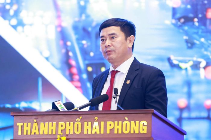 Phó Chủ tịch Hiệp hội Doanh nghiệp Dịch vụ Logistics Việt Nam, Chủ tịch Hiệp hội Logistics TP. Hải Phòng Trần Tiến Dũng phát biểu