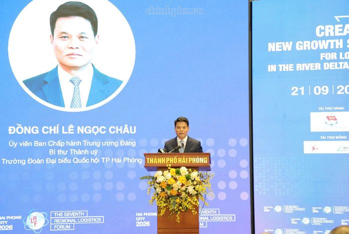 Bí thư Thành ủy Hải Phòng Lê Ngọc Châu phát biểu tại diễn đàn. Ảnh: VGP.