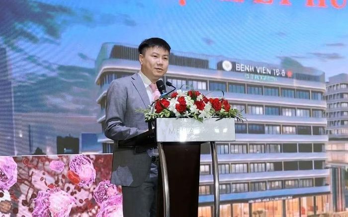  TS.BS Hàn Viết Trung báo cáo tại Hội thảo khoa học quốc tế ﻿"Tế bào gốc từ nghiên cứu lâm sàng tới ứng dụng thực tế". 