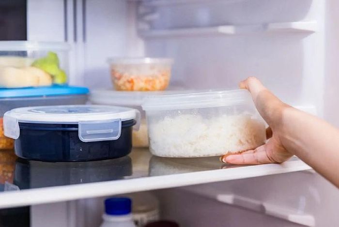 Việc bảo quản cơm nguội sao cho đúng cách là rất cần thiết - Ảnh minh hoạ