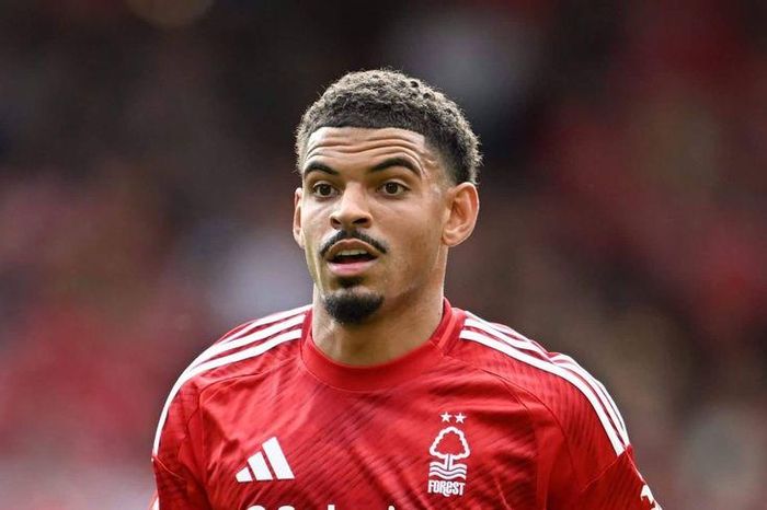 Gibbs-White là một trong những cầu thủ quan trọng của Nottingham Forest