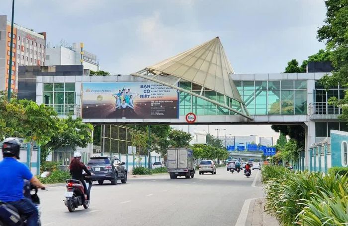 OOH/DOOH vẫn là một điểm chạm đáng chú ý trong hành trình di chuyển của người tiêu dùng Việt Nam