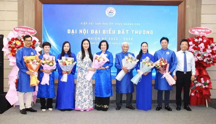 Kiện toàn bộ máy- Ban Thường vụ KCCA ra mắt.9