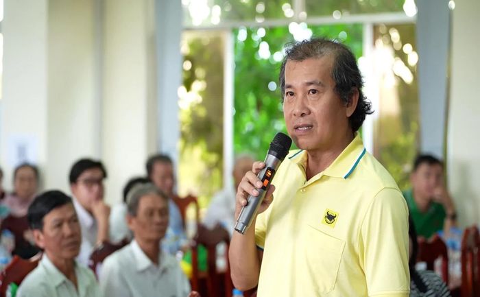Ông Phan Văn Tâm - Phó Tổng Giám đốc Công ty CP Phân bón Bình Điền khẳng định Bình Điền sẽ tiếp tục giữ vai trò kết nối nhóm doanh nghiệp đồng hành nhằm giúp người trồng lúa giảm chi phí, tăng thu nhập và tự tin tham gia Đề án một triệu héc-ta lúa chất lượng cao, phát thải thấp. (Ảnh: Q. Huy).