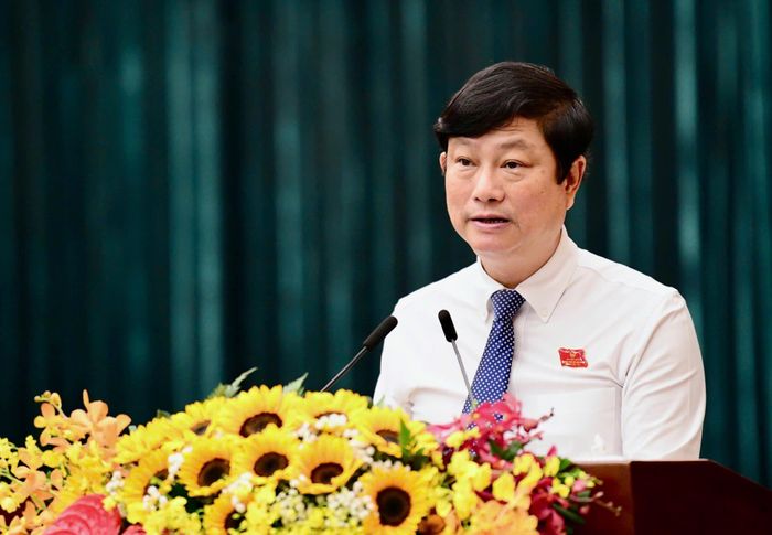 Chủ tịch HĐND TPHCM Võ Văn Minh phát biểu