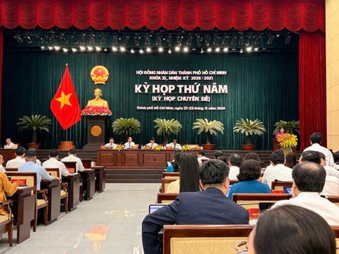 Quang cảnh kỳ họp