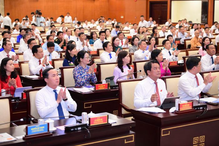 Các đại biểu tham dự kỳ họp