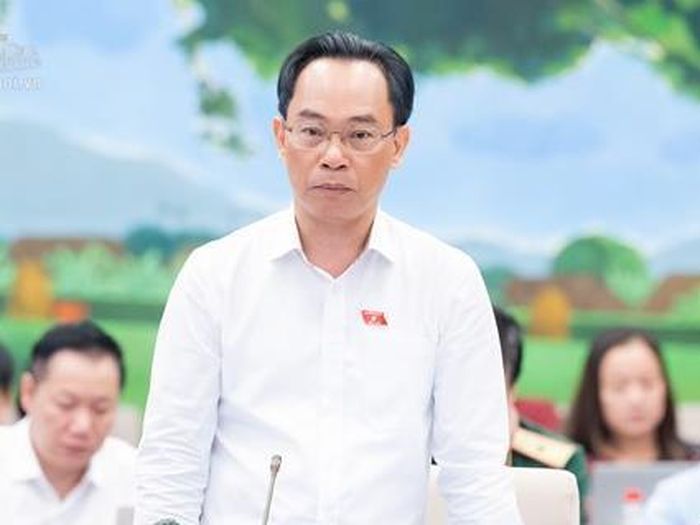 Bộ trưởng Bộ Giáo dục và Đào tạo Hoàng Minh Sơn