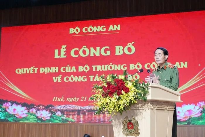 Thượng tướng Lê Quốc Hùng, Ủy viên Trung ương Đảng, Phó Bí thư Đảng ủy Công an Trung ương, Thứ trưởng Bộ Công an phát biểu tại buổi lễ