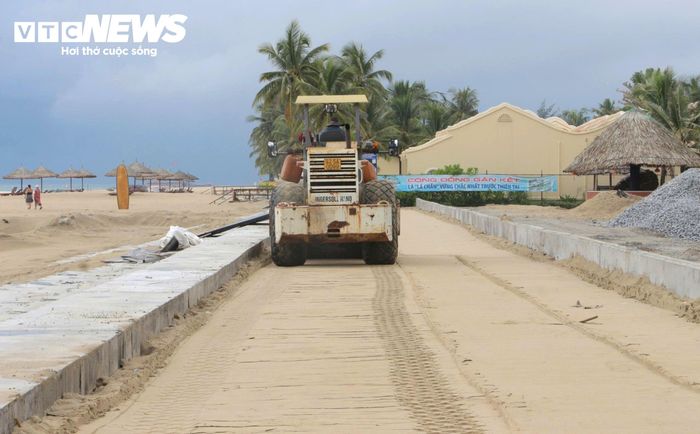 Đại diện Ban Quản lý dự án đầu tư xây dựng các công trình giao thông và nông nghiệp Đà Nẵng (chủ đầu tư) cho biết, khối lượng thực hiện đến nay đạt khoảng 80% giá trị hợp đồng .