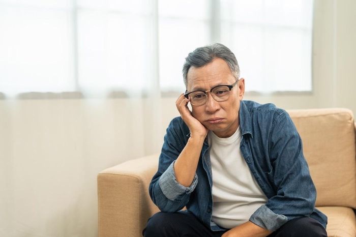 Sự rỗi rãi và vắng lặng của những ngày về hưu khiến tôi hụt hẫng và cảm thấy cuộc sống nhạt nhẽo. (Ảnh minh họa: iStock)