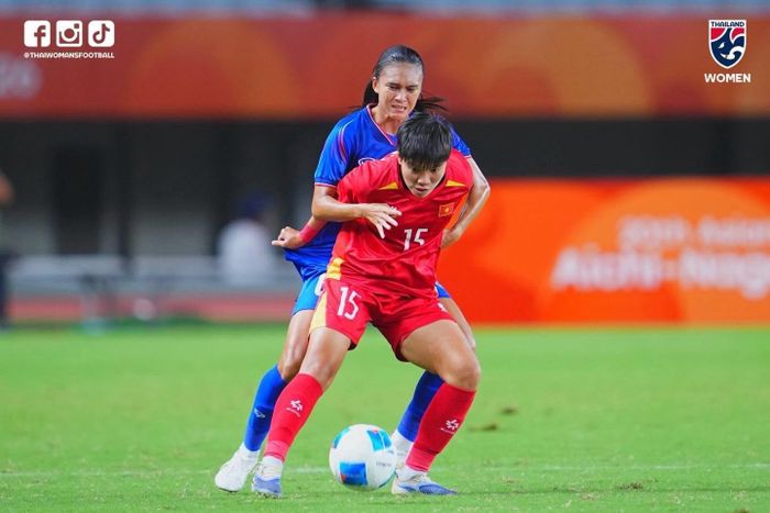 Đội tuyển nữ Việt Nam đấu với Thái Lan ở ASIAD 2026. (Ảnh: FAT)