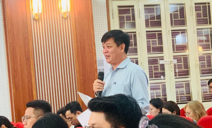 Đại diện các trường đại học nêu ý kiến đóng góp cho dự thảo một số quy định về tuyển sinh và đào tạo đại học.