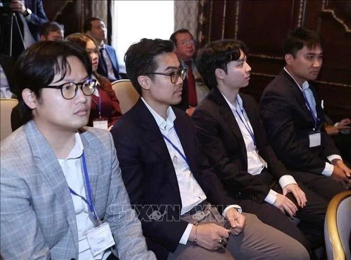 Các chuyên gia, trí thức người Việt Nam tại Hoa Kỳ tham dự cuộc gặp Tổng Bí thư,Chủ tịch nước Tô Lâm. (Ảnh: Thống Nhất/TTXVN)