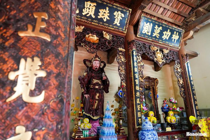 Không chỉ có giá trị về kiến trúc và nghệ thuật, chùa Vạn Phúc còn gắn với đời sống cộng đồng và lịch sử cách mạng qua hai cuộc kháng chiến chống thực dân Pháp và đế quốc Mỹ.