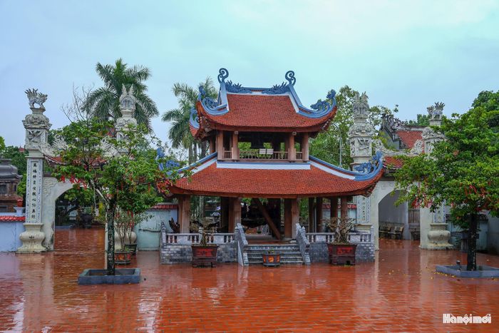 Thượng tọa Thích Thanh Hồi, Ủy viên Thường trực Ban Trị sự Giáo hội Phật giáo Việt Nam thành phố Hà Nội, Trụ trì chùa Vạn Phúc chia sẻ: “Được sự quan tâm của các cấp lãnh đạo Đảng, chính quyền, MTTQ thành phố Hà Nội cũng như xã Nam Phù, chùa Vạn Phúc ngày một khang trang. Trước đây, do biến thiên lịch sử, đình, chùa xuống cấp. Năm 2025, di tích được đại trùng tu và đến tháng 2-2026 đưa vào sử dụng”.