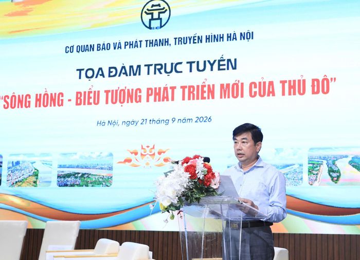 Ông Nguyễn Minh Đức, Phó Giám đốc Thường trực Cơ quan Báo và Phát thanh, Truyền hình Hà Nội phát biểu kết luận tọa đàm. Ảnh: Quang Thái.