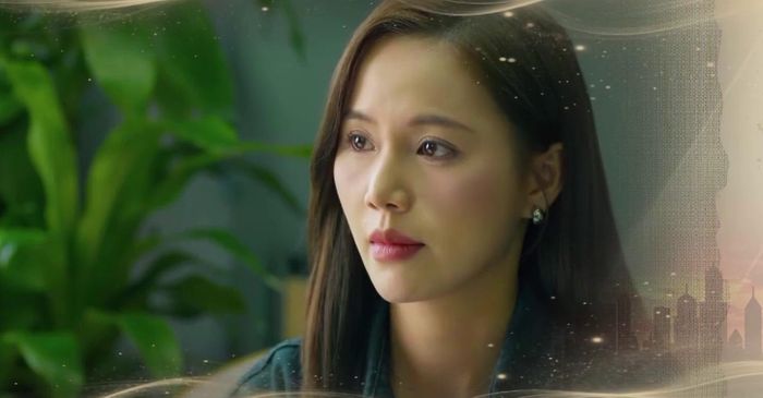 Ly động viên Phương sống cho bản thân và những người yêu thương mình. Ảnh VTV
