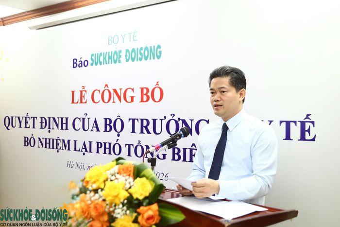Thứ trưởng Thường trực Bộ Y tế Vũ Mạnh Hà phát biểu chúc mừng và giao một số nhiệm vụ quan trọng cho tập thể Báo Sức khỏe và Đời sống trong thời gian tới.