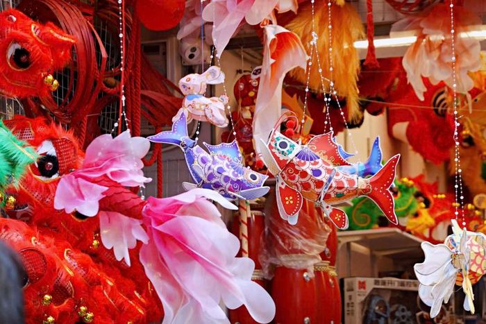 Nhiều gia đình vẫn mong muốn lưu giữ những kí ức Trung thu truyền thống. Ảnh: Linh Vũ