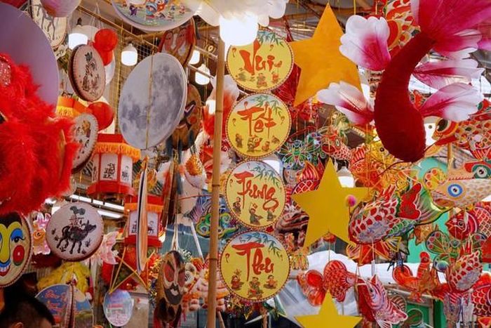 Không gian Hàng Mã được quy hoạch gọn gàng, mang đến trải nghiệm tốt cho du khách. Ảnh: Linh Vũ