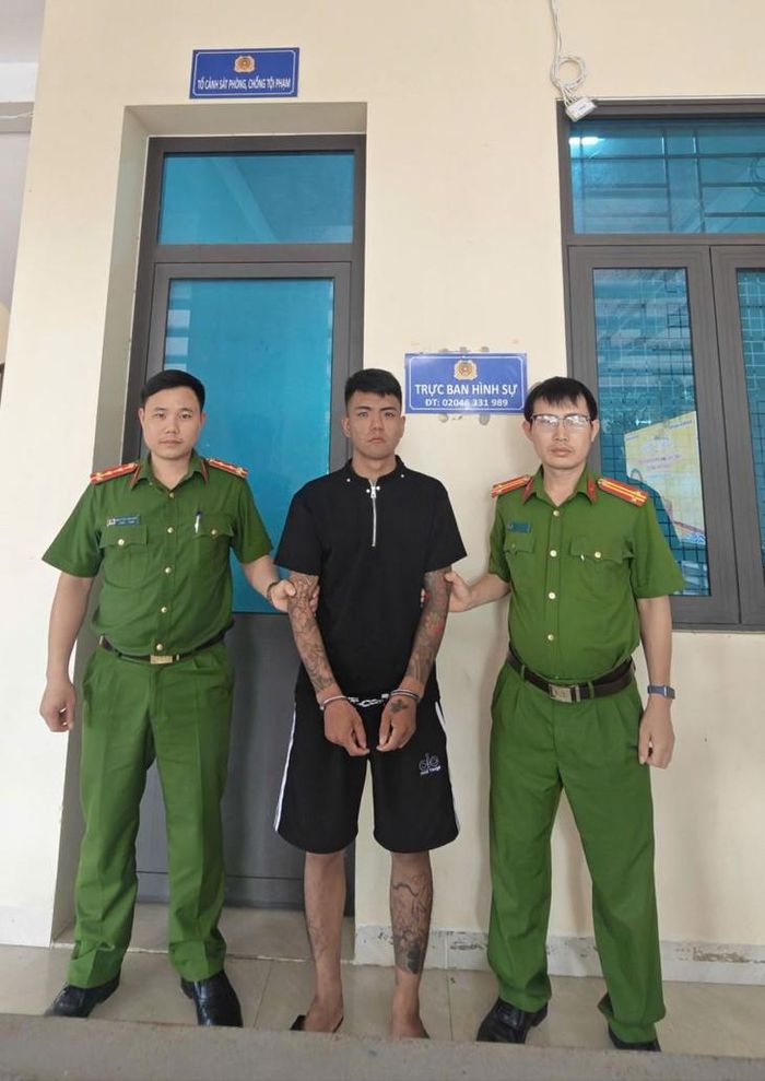 Lưu Thế Trưởng bị bắt giữ. Ảnh: Công an TP Bắc Ninh.