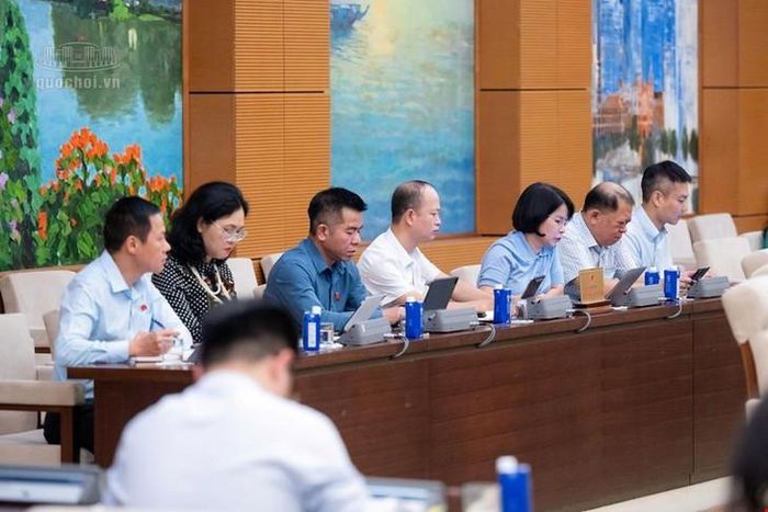 Các đại biệu dự phiên họp. Ảnh: Media Quốc hội