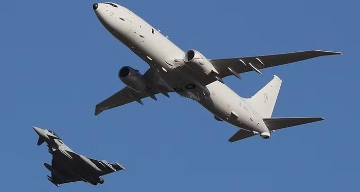 P-8A Poseidon là máy bay tuần tra và trinh sát hàng hải đa nhiệm do Boeing phát triển, được Hải quân Mỹ sử dụng thay thế P-3C Orion.
