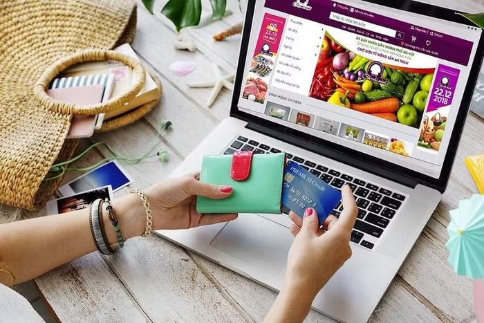 Nhiều hộ kinh doanh gặp vướng mắc khi xuất hóa đơn trên sàn thương mại điện tử