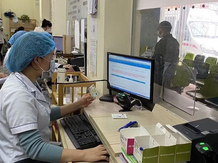 Cả nước có hơn 130,7 triệu lượt khám, chữa bệnh bảo hiểm y tế trong 8 tháng