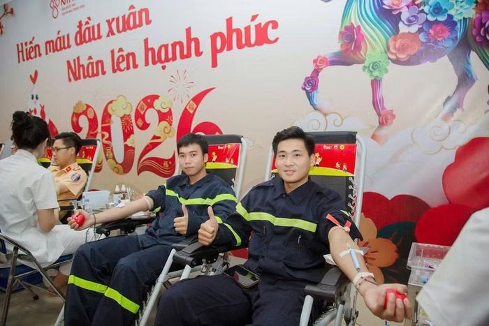 Tuổi trẻ và cán bộ, chiến sỹ Công an Thủ đô luôn tiên phong trong các phong trào hiến máu cứu người