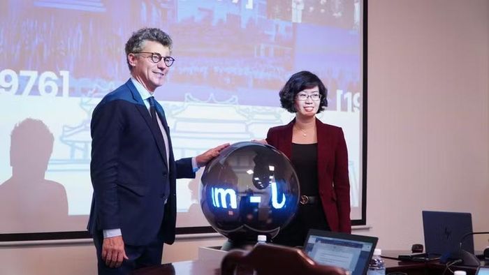 Đồ họa kỷ niệm 50 năm Việt Nam gia nhập UNESCO (1976-2026) được lựa chọn làm hình ảnh chính thức cho các hoạt động kỷ niệm trong năm 2026