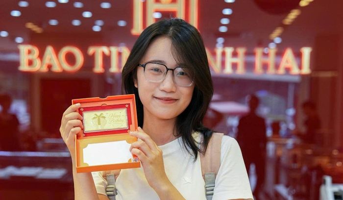 Thu Phương và món quà tuổi mới tự thưởng cho bản thân.